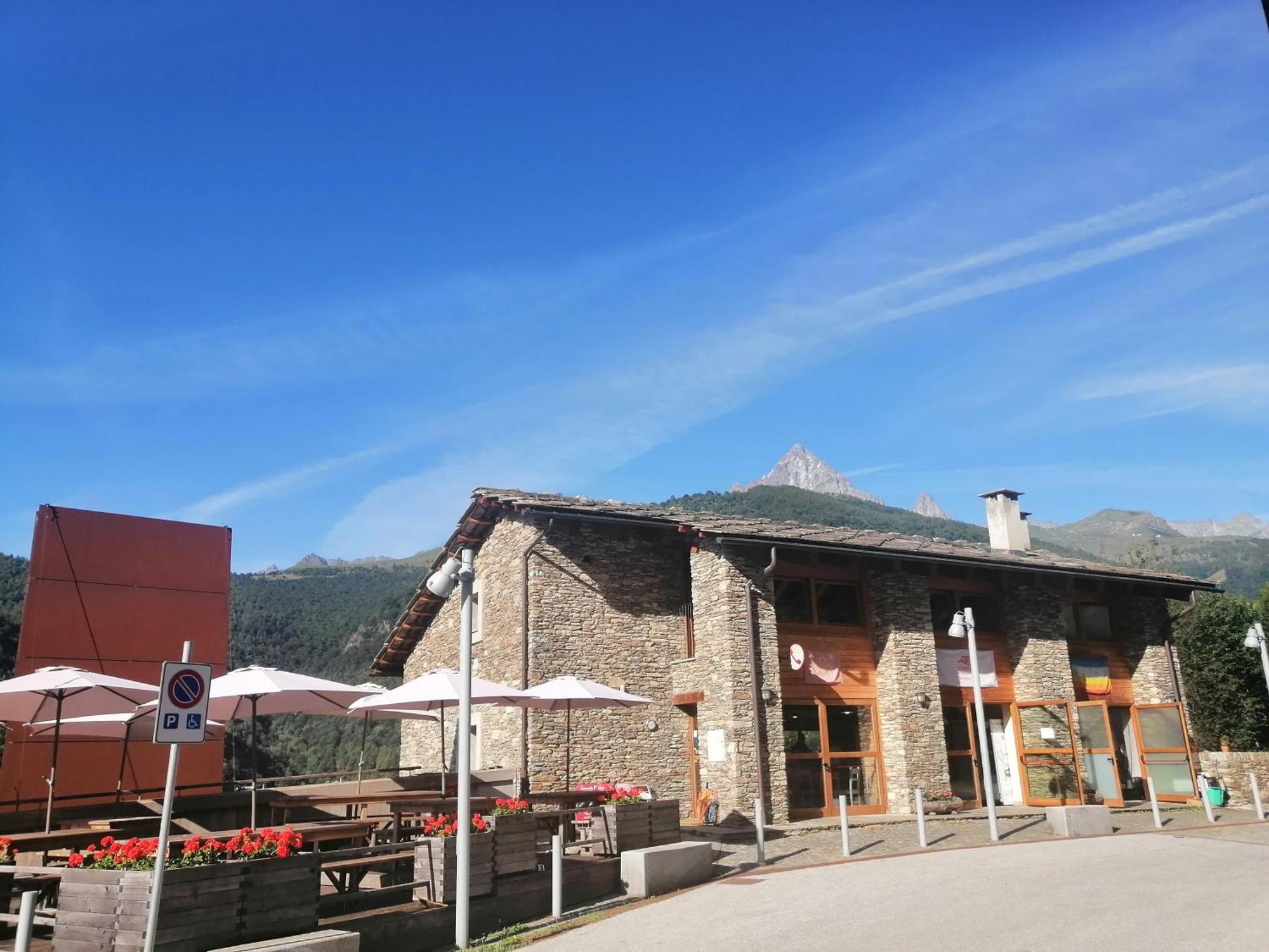 Hotel Rifugio Galaberna Ostana Zewnętrze zdjęcie